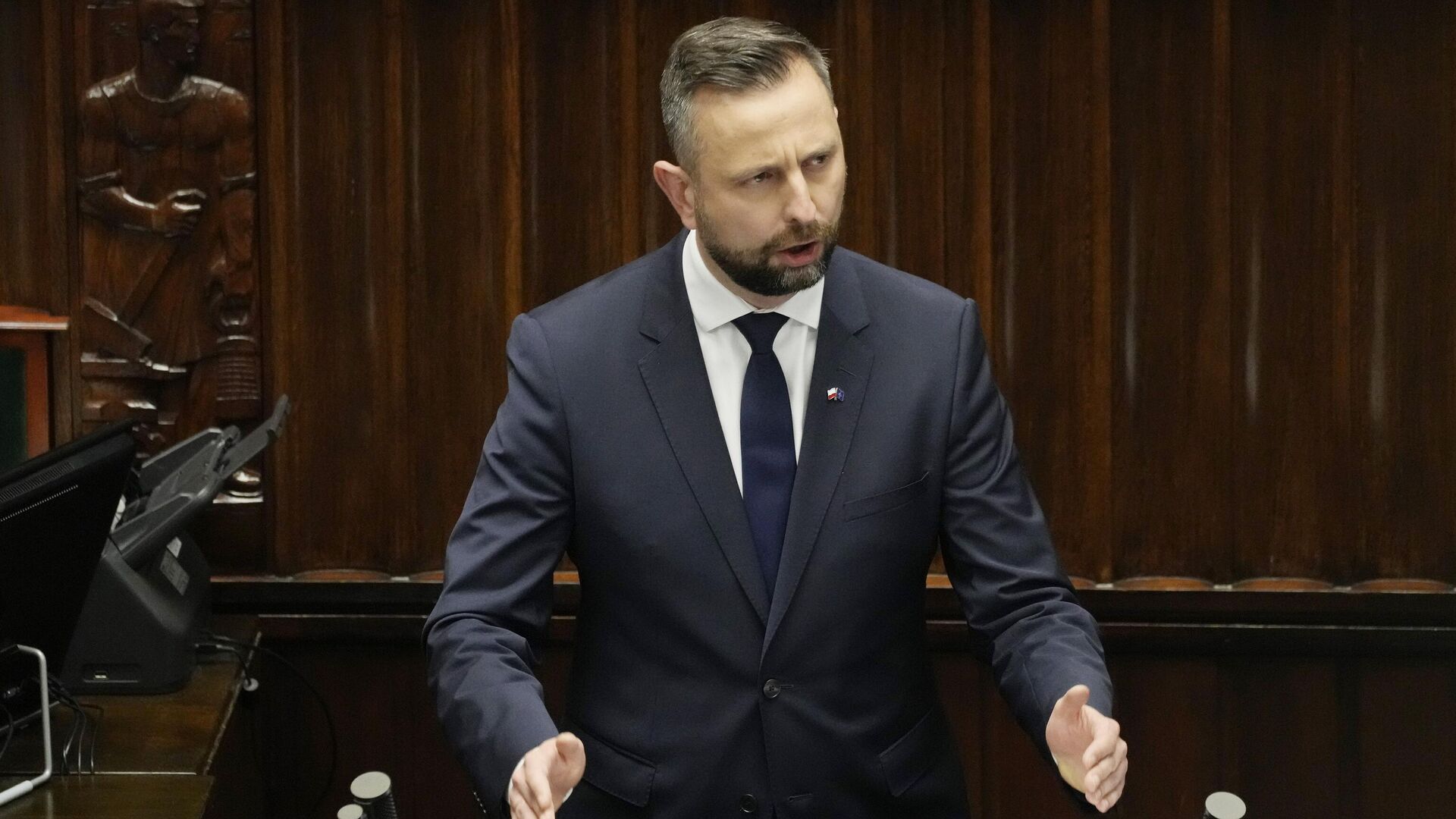 Глава Минобороны Польши обвинил Россию в провокациях